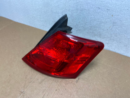 2014 to 2018 Ford Taurus Interceptor Right Passenger RH Tail Light AD6086 LK1