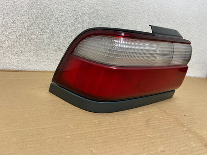 1996 to 1997 Toyota Corolla Left Driver Lh Side Tail Light AG9162 LK1