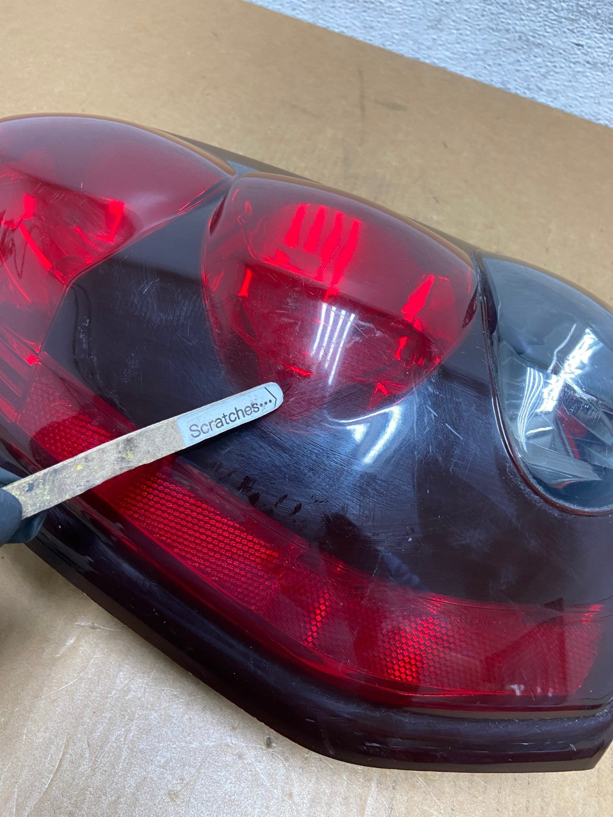 2002 to 2009 Chevrolet Trailblazer Left Driver LH Side Tail Light AD9170 LK3