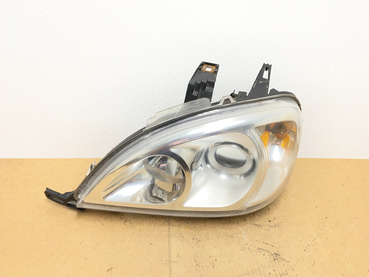 2002 - 2005 Mercedes ML ML350 ML500 Left Driver LH  Halogen Headlight AC3447 DW0