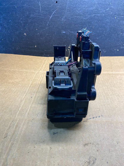 2005 2007 Dodge Dakota Integrated Power Fuse Box Body Control AB3648 DG3