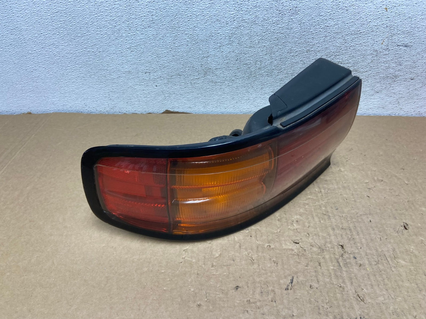 1992 1993 1994 Toyota Camry Left Driver LH Side Tail Light AF7458 LK2