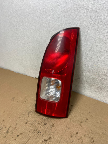 2001 to 2002 Nissan Quest Right Passenger Rh Side Tail Light AF9483 DW1