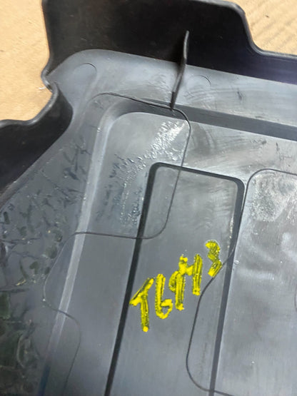 2008 to 2012 Chevrolet Malibu Engine Cover Plastic Motor Shield t6943 DG10