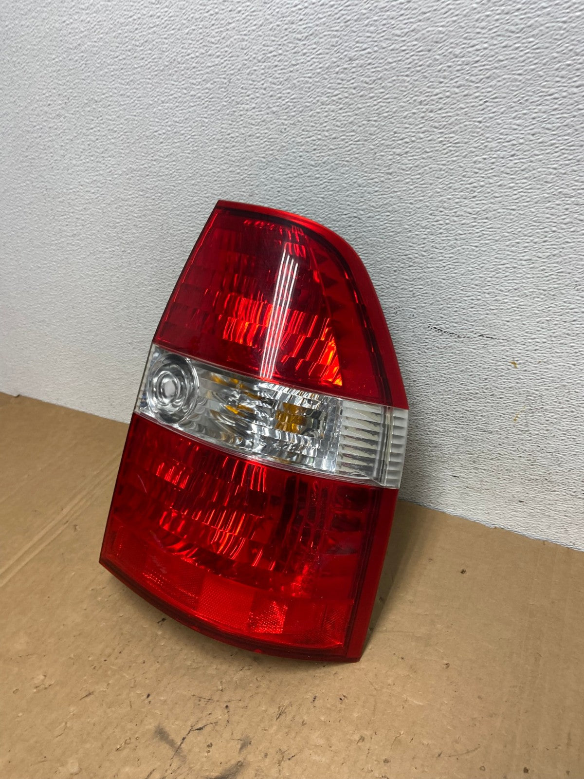 2001 2002 2003 Acura Mdx Right Passenger Rh Side Tail Light AD3126 LK1
