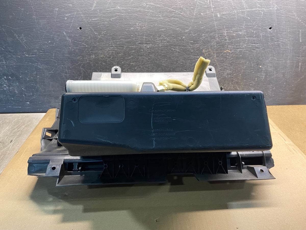 2013-2020 Nissan Pathfinder Front Right Passenger Storage Glove Box AI5247 DG4