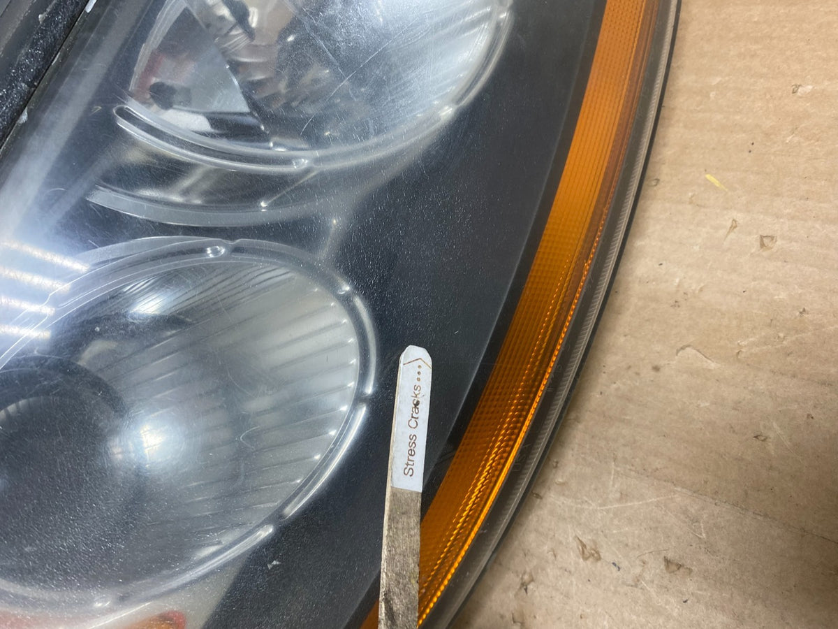 2007 2008 2009 Hyundai Santa Fe Right Passenger Halogen Headlight AI8941 DW4