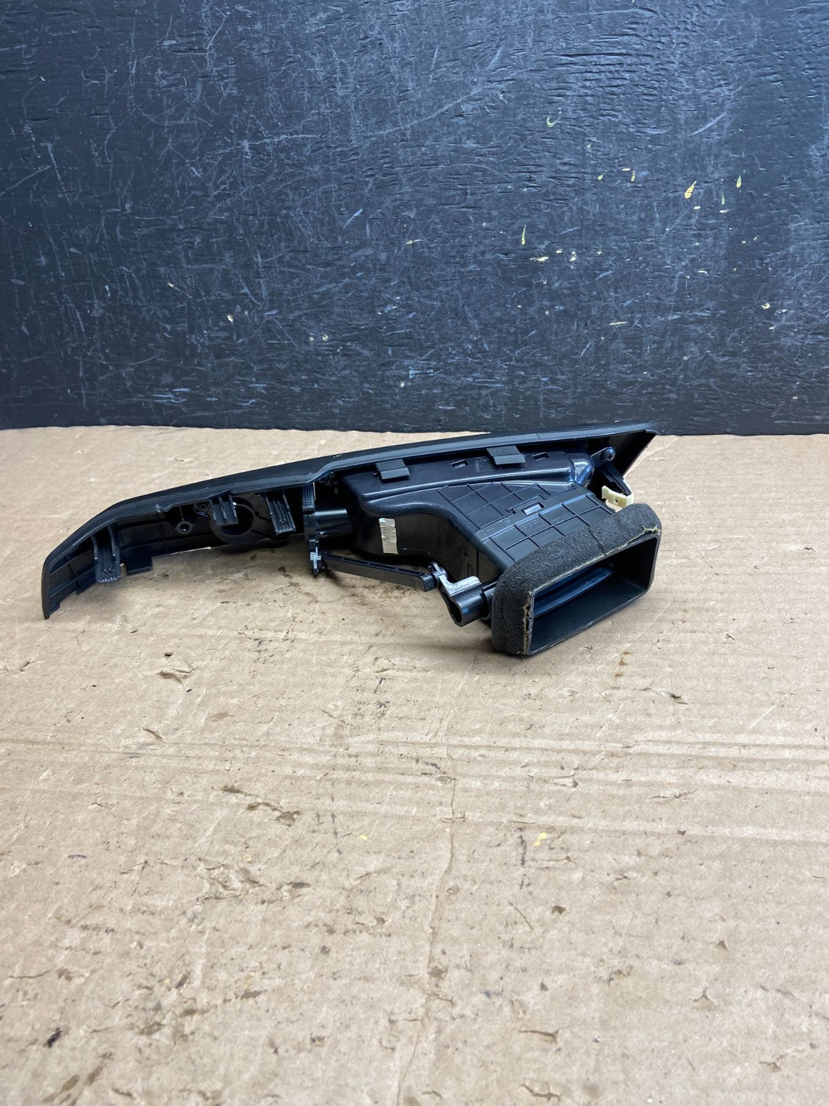 2007-2012 Hyundai Veracruz Right Passenger Dash AC Air Vent Trim Panel af2386 DG4
