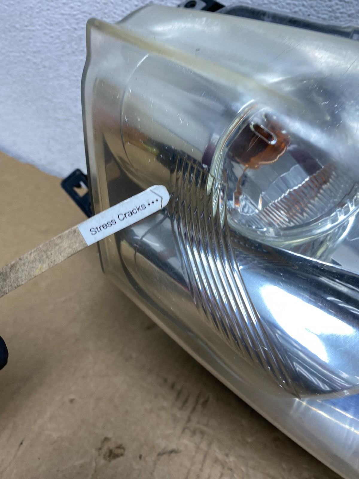 2013 to 2017 Nissan Leaf Right Passenger RH Side LED Headlight AF7390 DG5