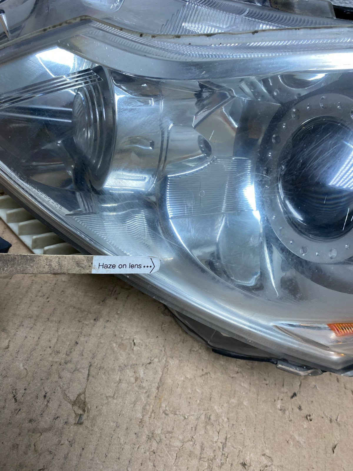 Sedan 4Door 2010 to 2013 Infiniti G37 Left Driver Headlight Xenon AF3289 DW5