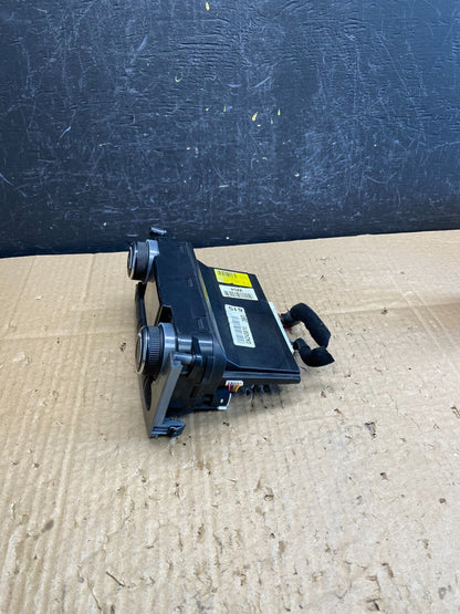 2007-2008 Hyundai Tiburon Center Climate Control Heater A/C ac9635 DG2