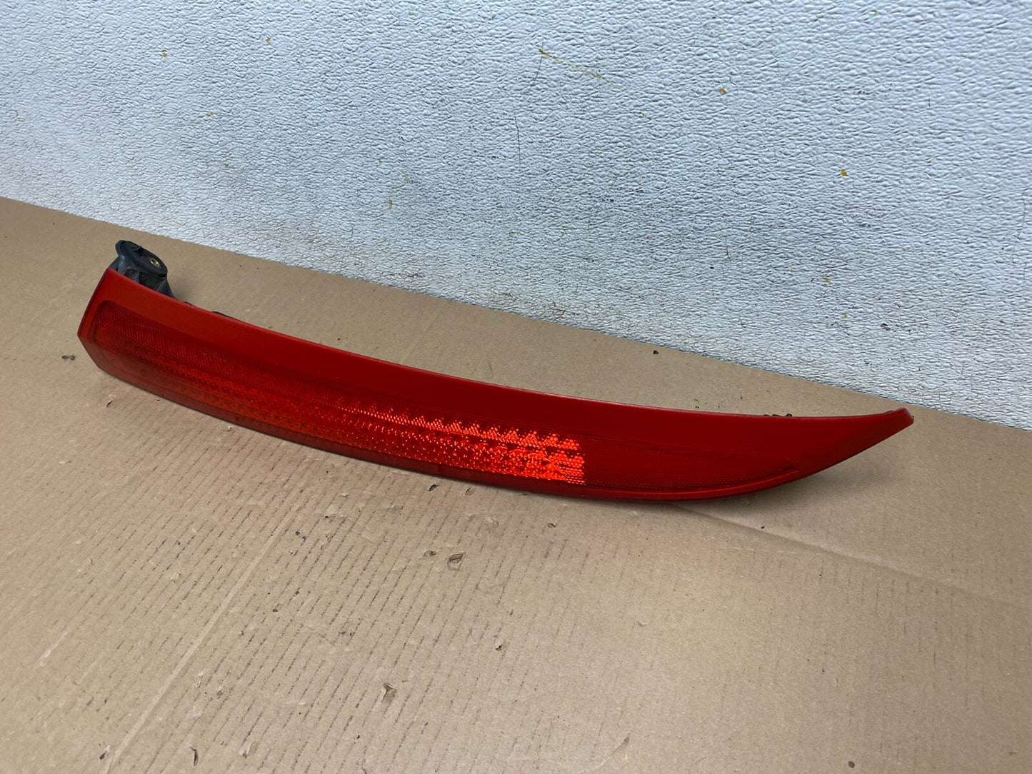 2003 to 2006 Volvo XC90 Left Driver LH Side Upper Tail Light OEM L5763 DW1