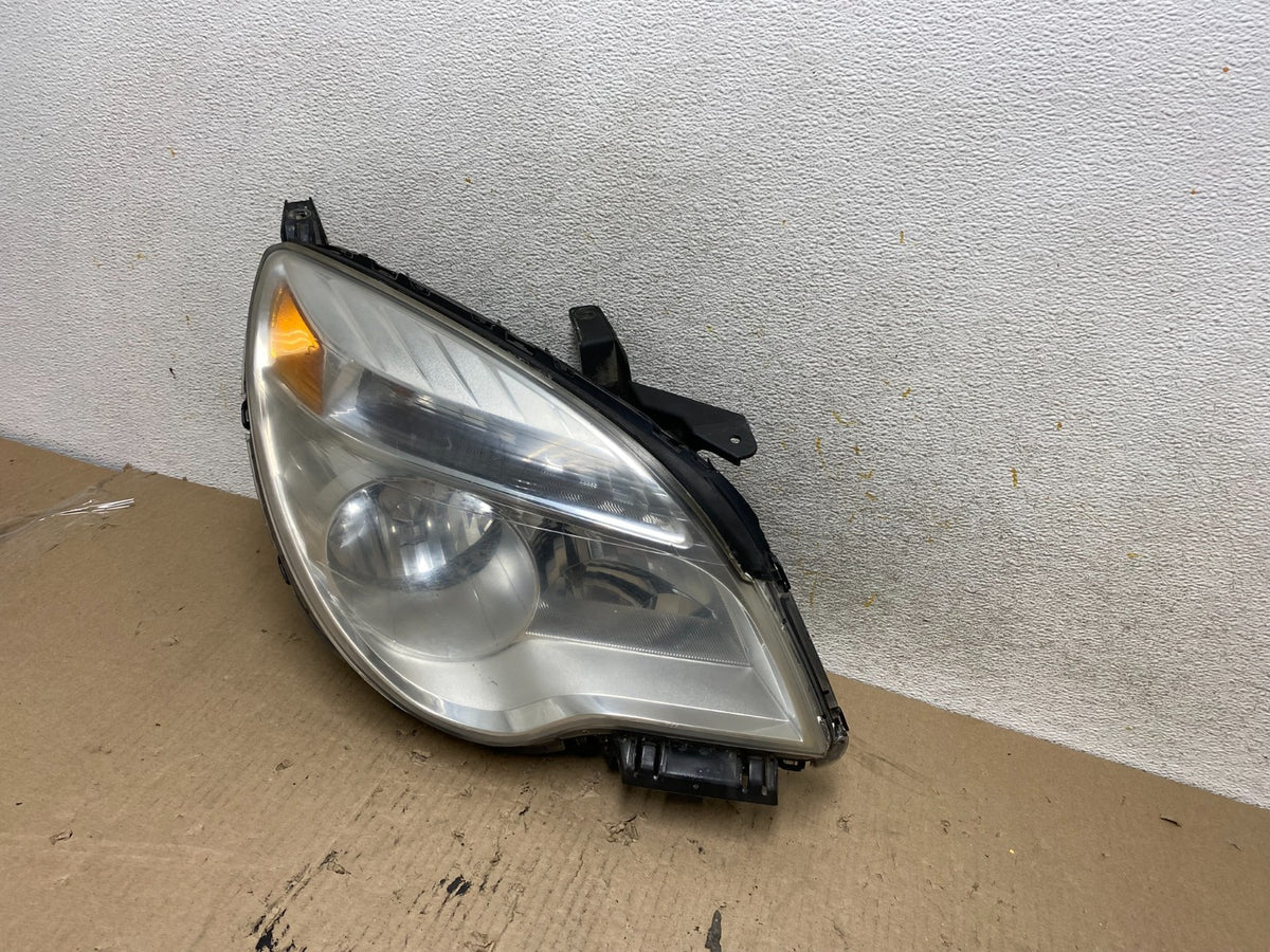 2010 - 2015 Chevrolet Equinox Halogen Headlight Right Passenger Side AH7708 DW2