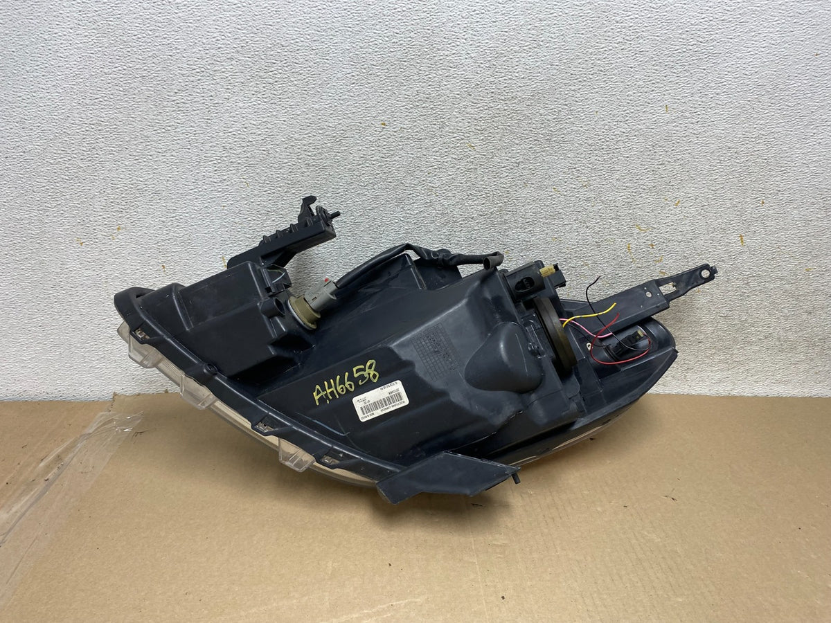 2012 2013 2014 Nissan Versa Sedan Headlight Right Passenger Rh AH6658 DW6
