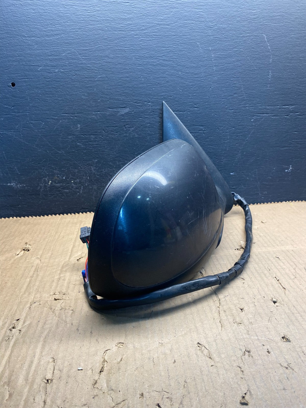 2003-2006 Chevrolet Tahoe Suburban Right Passenger Turn Door Mirror AC7913 DG1