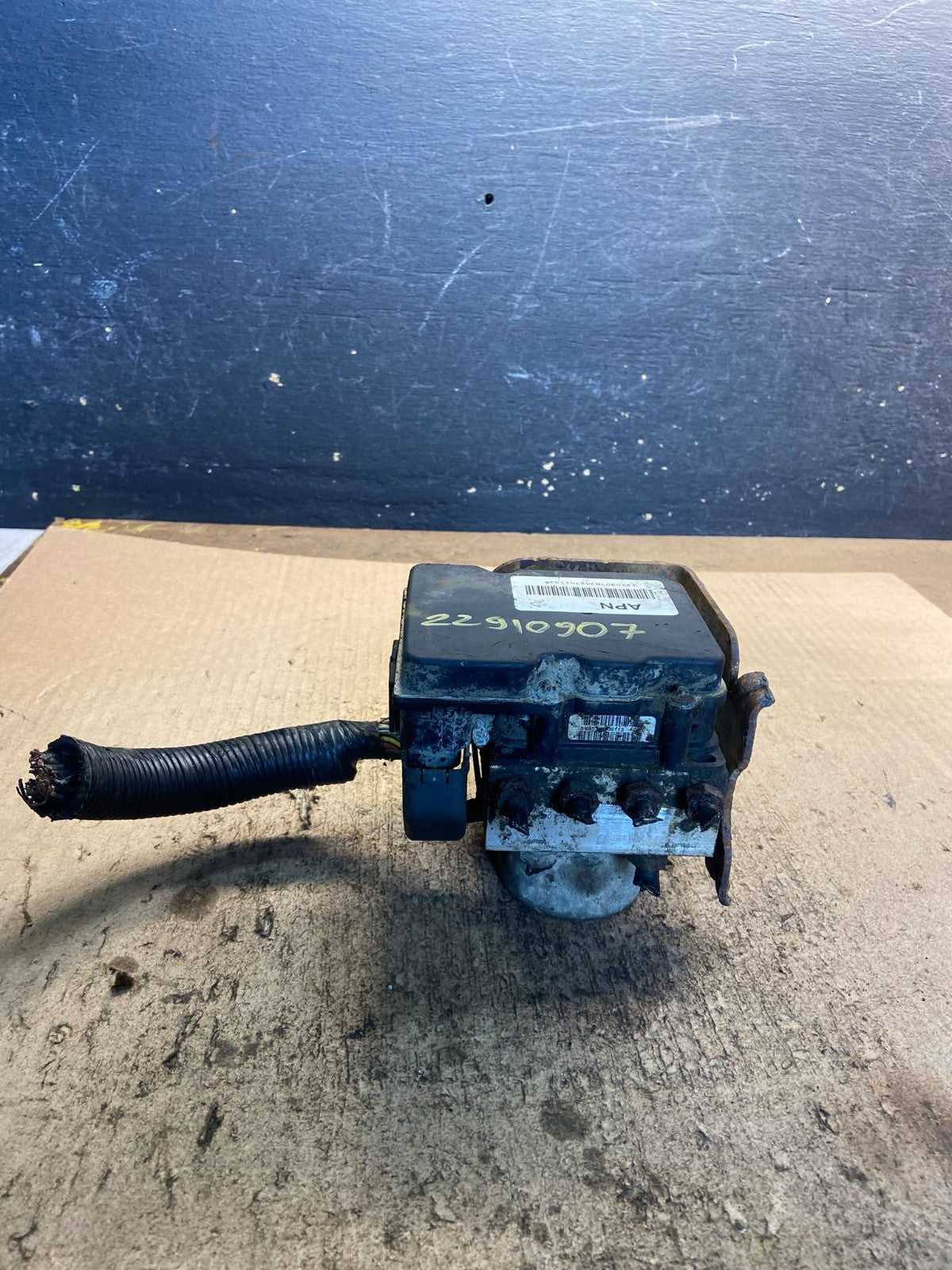 2009 to 2014 Cadillac Escalade ABS Pump Anti Lock Brake Module z8938 DG1