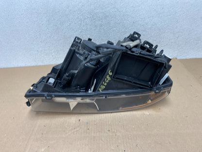 2003 to 2013 Volvo XC90 Right Passenger Rh Side Headlight Halogen AG6686 DW8
