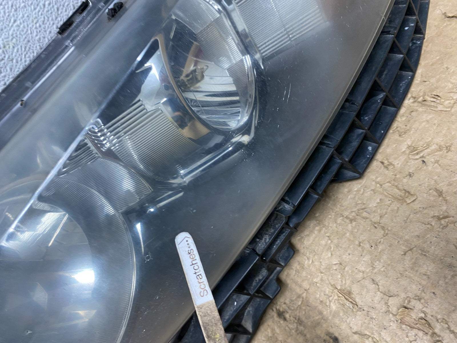 2008 to 2012 Honda Accord Sedan Right Passenger RH Headlight AF9481 DW3