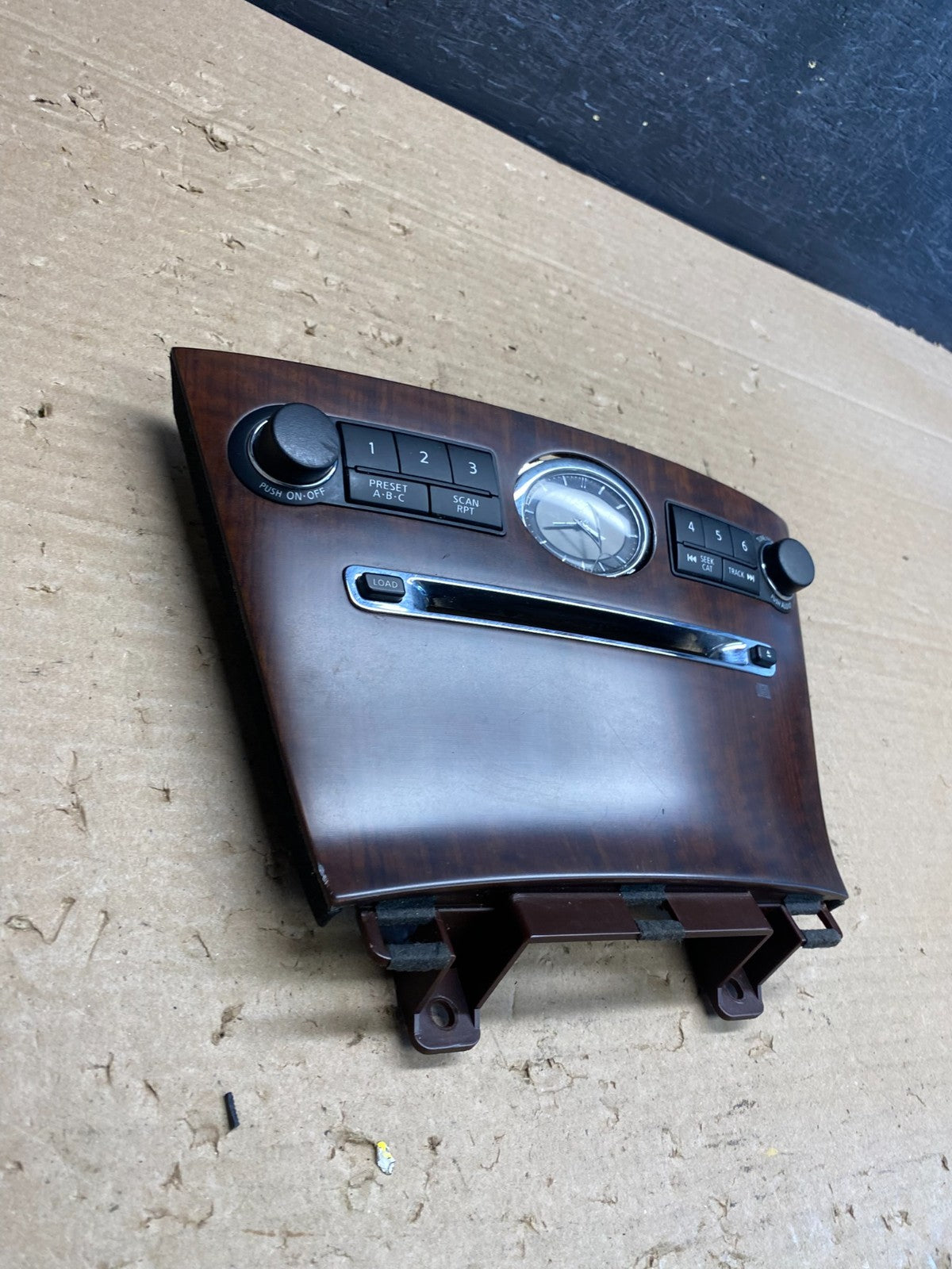 2008 2009 2010 Infiniti M35 Radio Clock Control Panel Plate ag6461 DG2