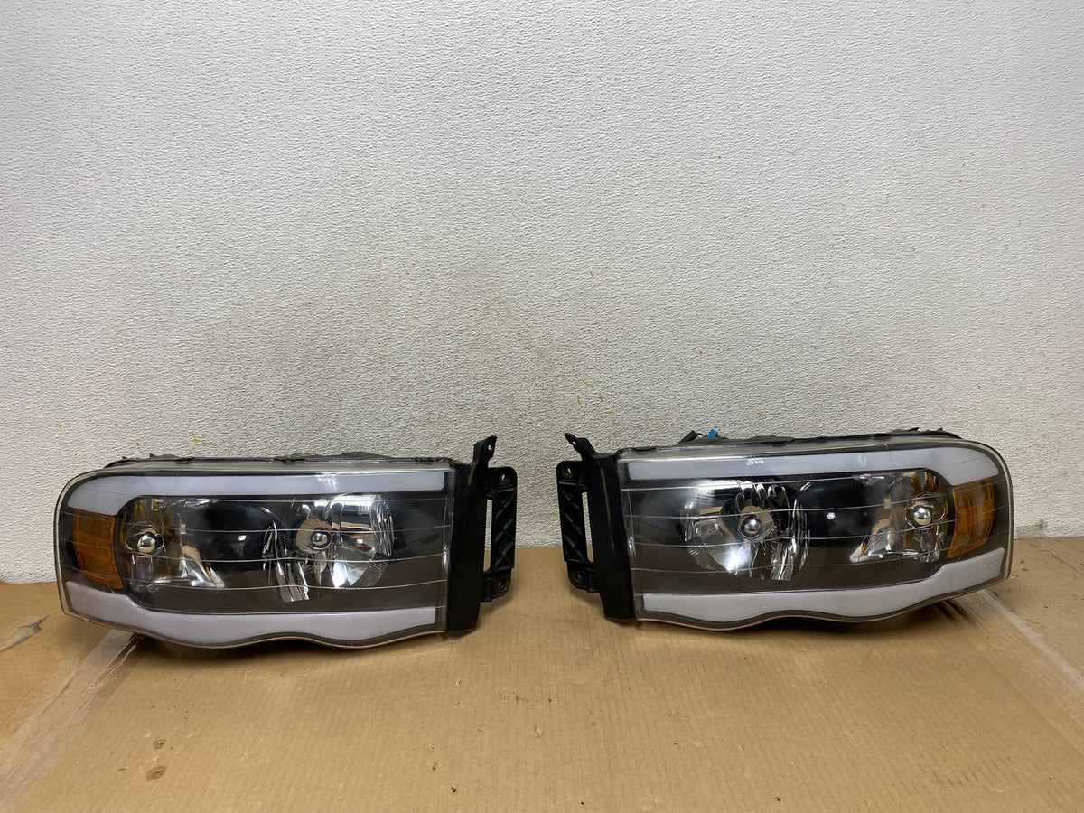 2002 to 2005 Dodge Ram Left+Right Side LED Headlights AH3005 DG0