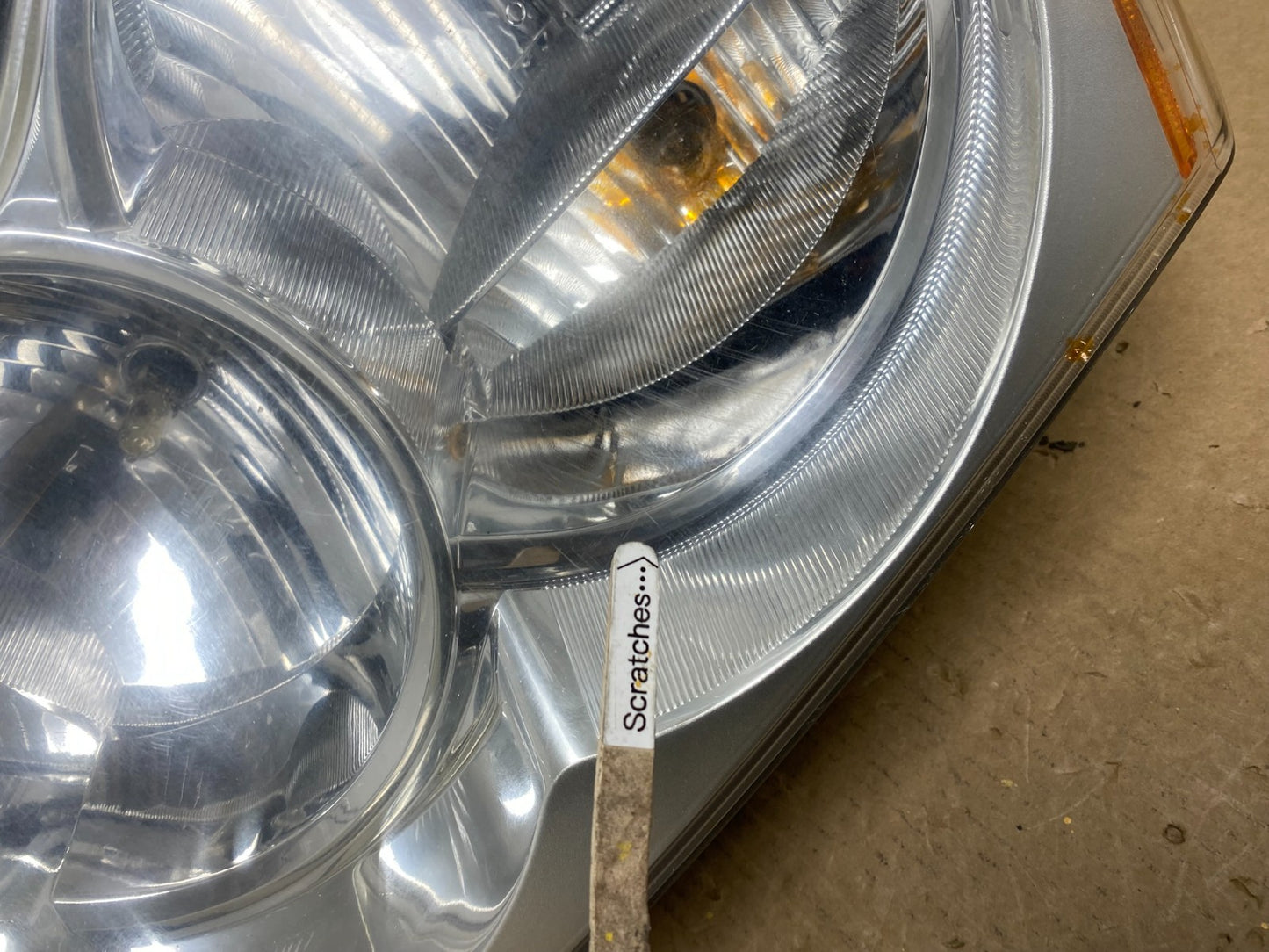 2005-2007 Jeep Grand Cherokee Left Driver LH Halogen Headlight AC1192 DW3