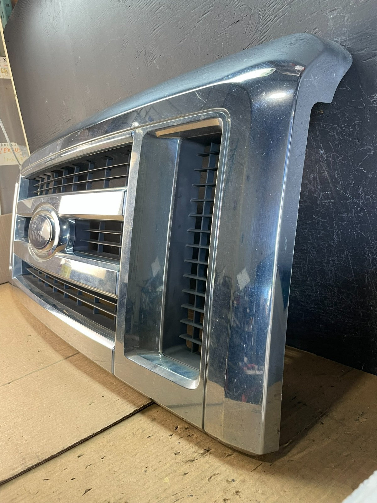 2008 to 2014 Ford Econoline E150 E250 Front Upper Chrome Grill Grille AD0252 DG1