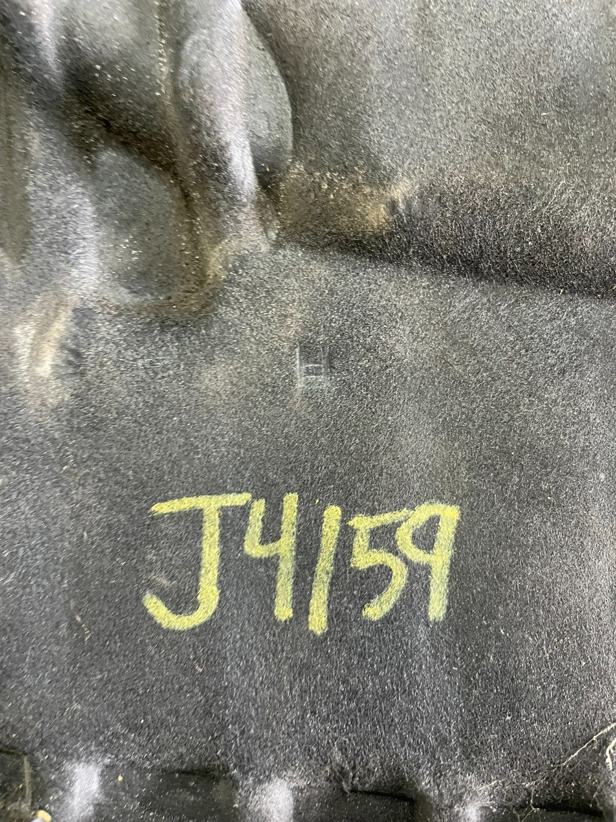 2002 to 2005 Hyundai Sonata 2.4L Engine Trim Cover J4159 DG Oem9
