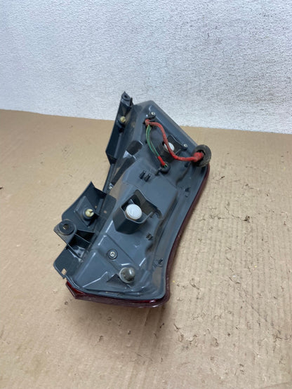 2006 to 2007 Nissan Murano Right Passenger Rh Side Tail Light AE9818 LK8
