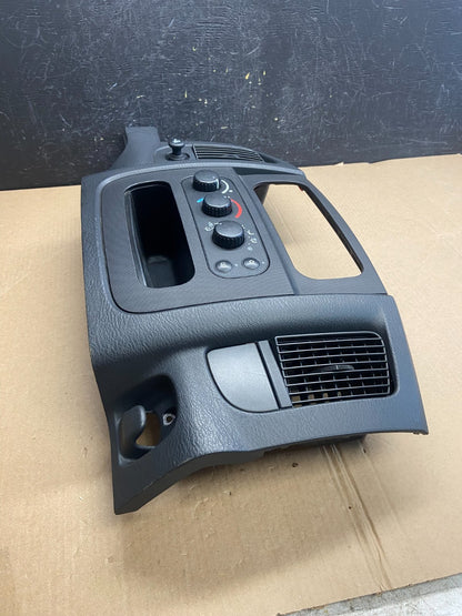 2002 to 2005 Dodge Ram Radio Climate Control Dash Air Vent Bezel Trim AE4369 DG2
