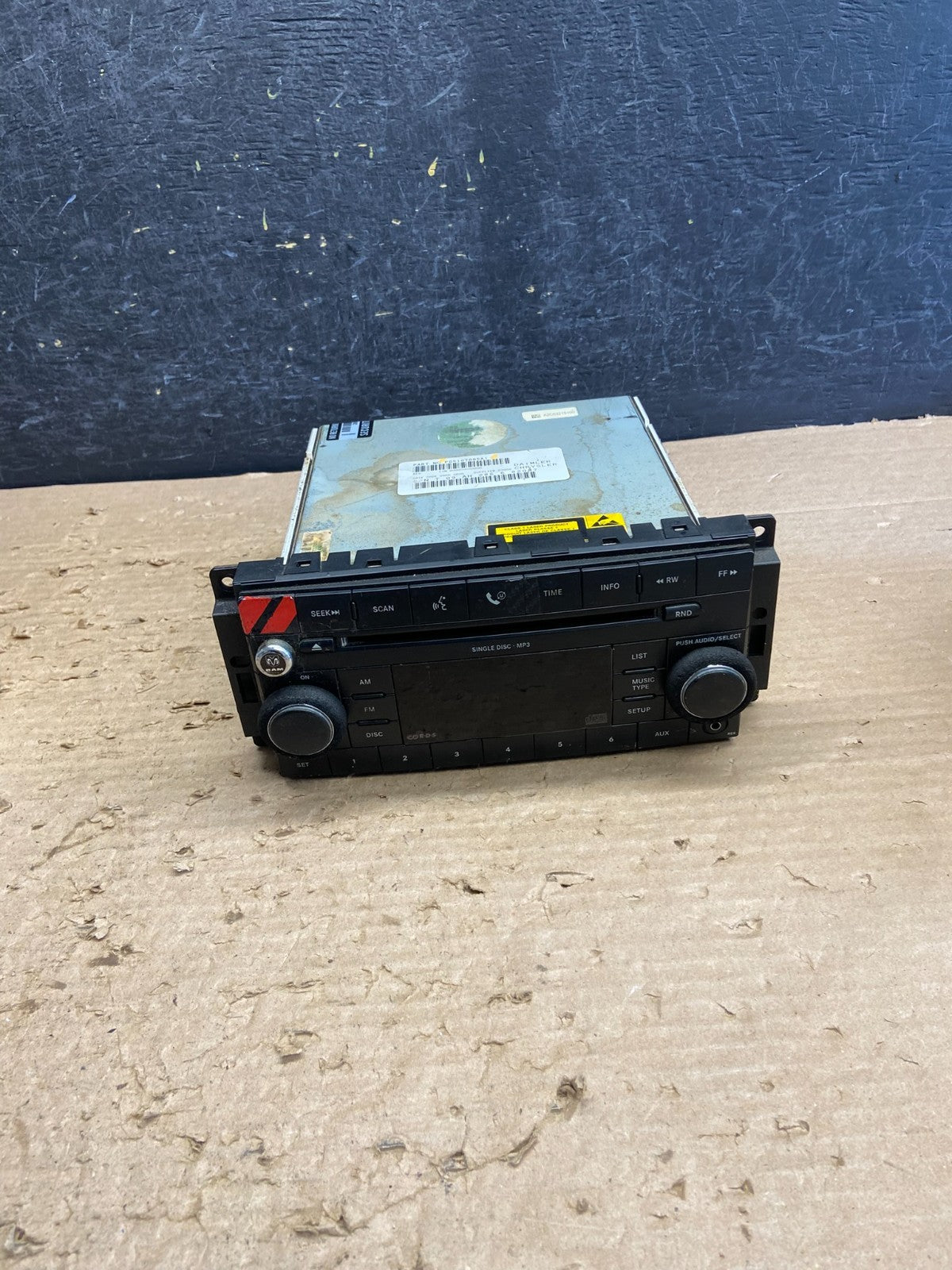 2007-2012 Chrysler Dodge Jeep Ram Radio CD MP3 AUX Receiver ag8728 DG0