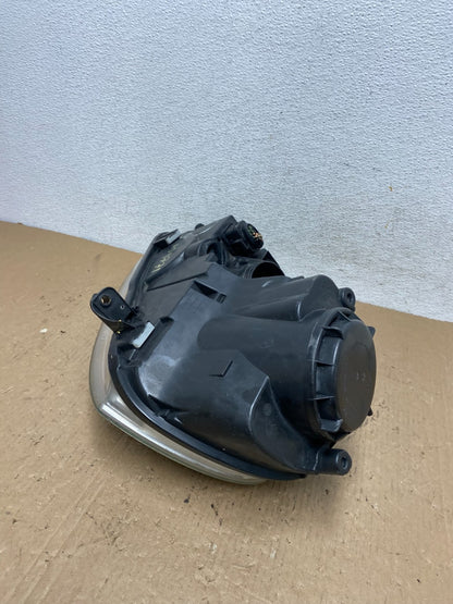 2005 - 2010 Volkswagen Jetta Right Passenger RH Side Headlight Halogen AD8771 DW7