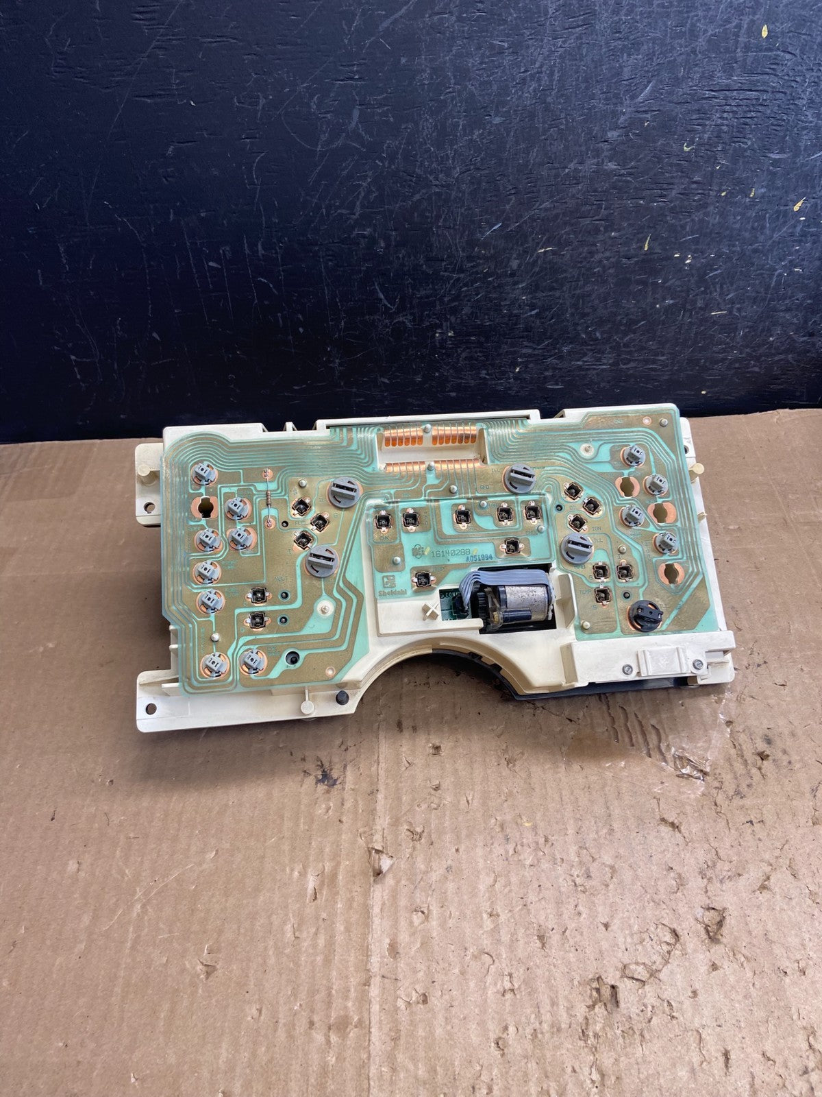 1992-1994 Chevrolet GMC Sierra Silverado Cluster Gauge Speedometer ECM AE2029 DG5