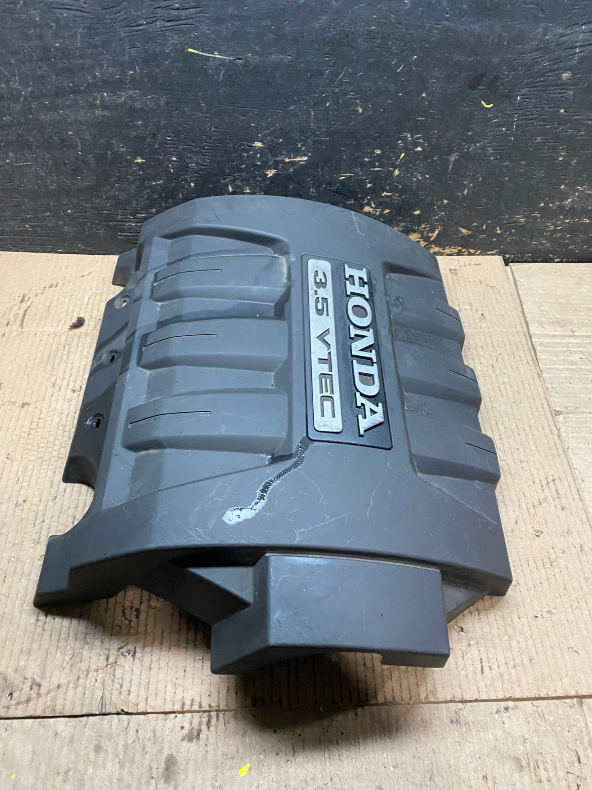 2006 to 2008 Honda Pilot Black Engine Cover OEM 3.5L W5652 DG2
