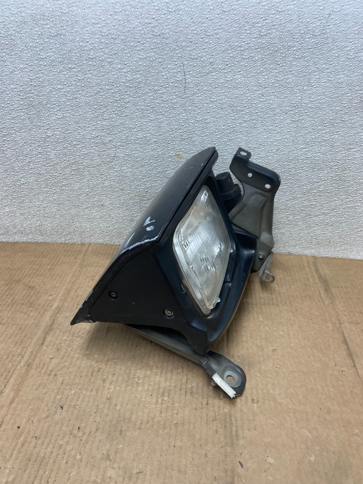1988 to 1991 Toyota Corolla Coupe AE92 SR5 GTS Right Side Headlight AA62633