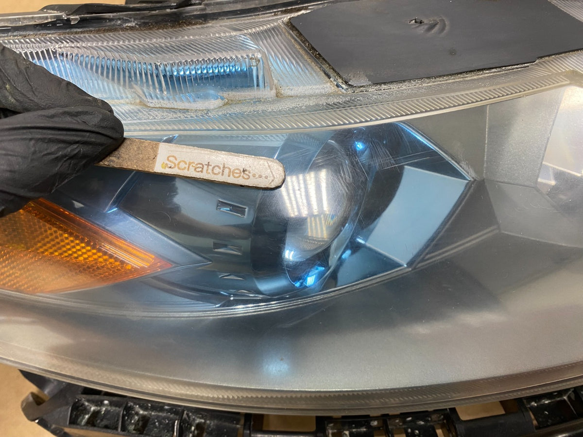 2010 - 2011 Honda Insight Right Passenger RH Halogen Headlight AH4049 DG3