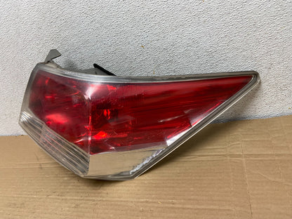 2008 to 2012 Honda Accord Sedan Tail light Right Passenger RH AG8909 DW2