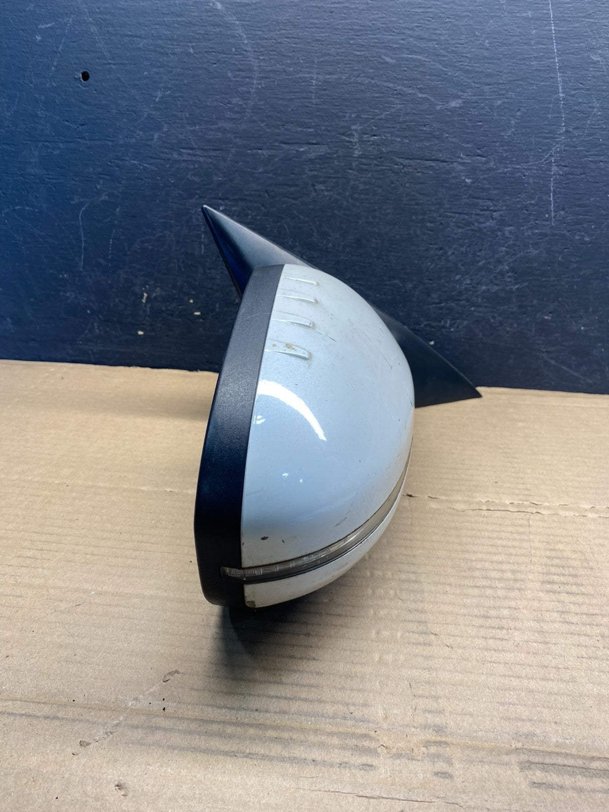 2011 - 2013 Kia Optima Right Passenger View Door Mirror Turn Signal AF3914 DW9