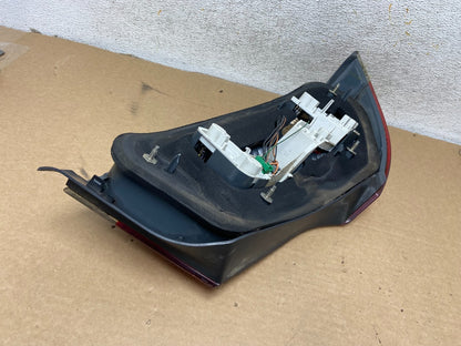 2006 to 2010 Volvo C70 Convertible Right Passenger Side Tail Light AH4421 DW6