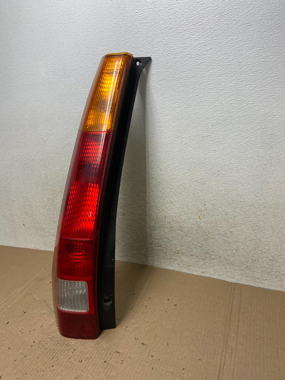 2002 2003 2004 Honda Crv Cr-v Left Driver Lh Tail Light AI9619 LK1