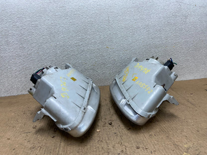 1999 2000 Hyundai Elantra Left+Right Side Set Halogen Headlights AA8542 DG9