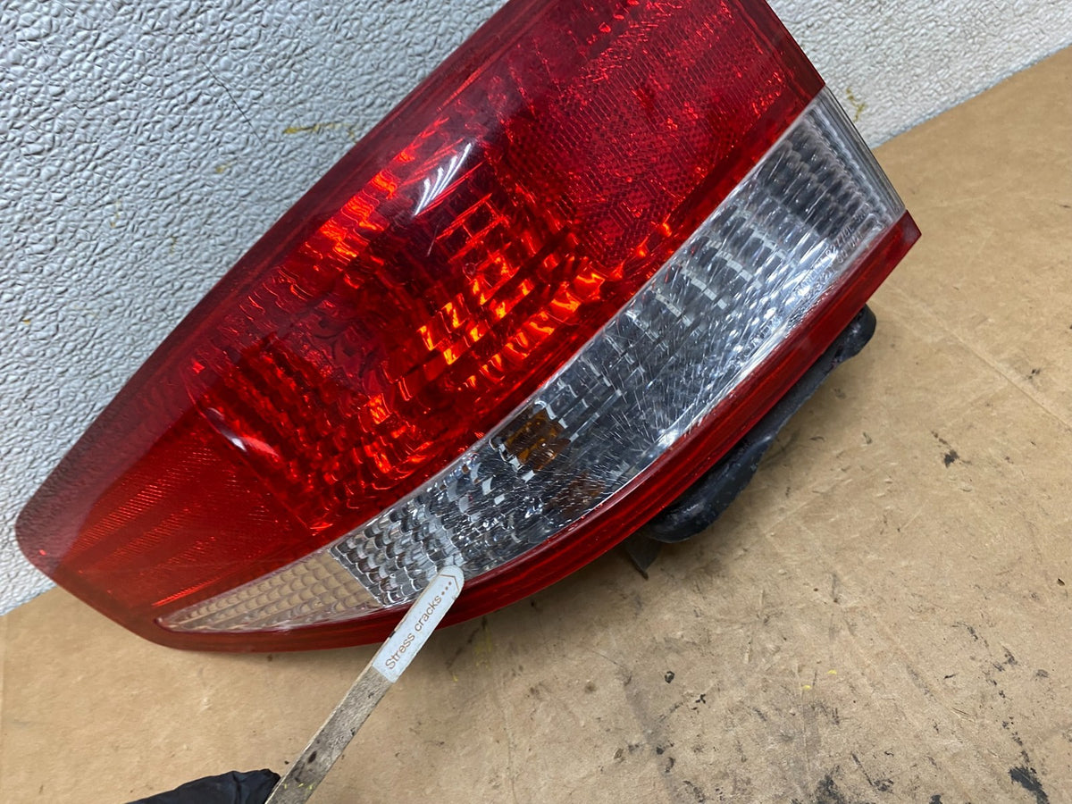 2003 to 2004 Honda Accord Sedan Left Driver Lh Side Tail light T2418 DW4