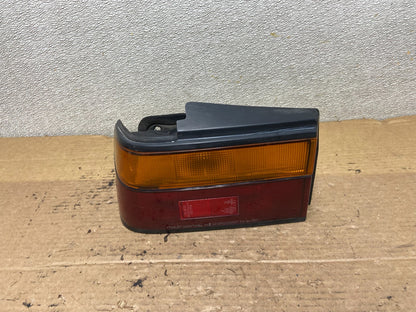 1988 to 1989 Honda Accord  Left Driver LH Side Tail light OEM AB3368 DG0