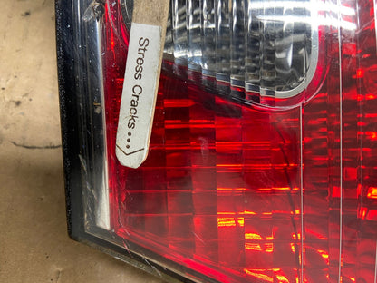 2002 2003 2004 Lexus Es300 Es330 Right Passenger Inner Tail Light AH0599 LK4