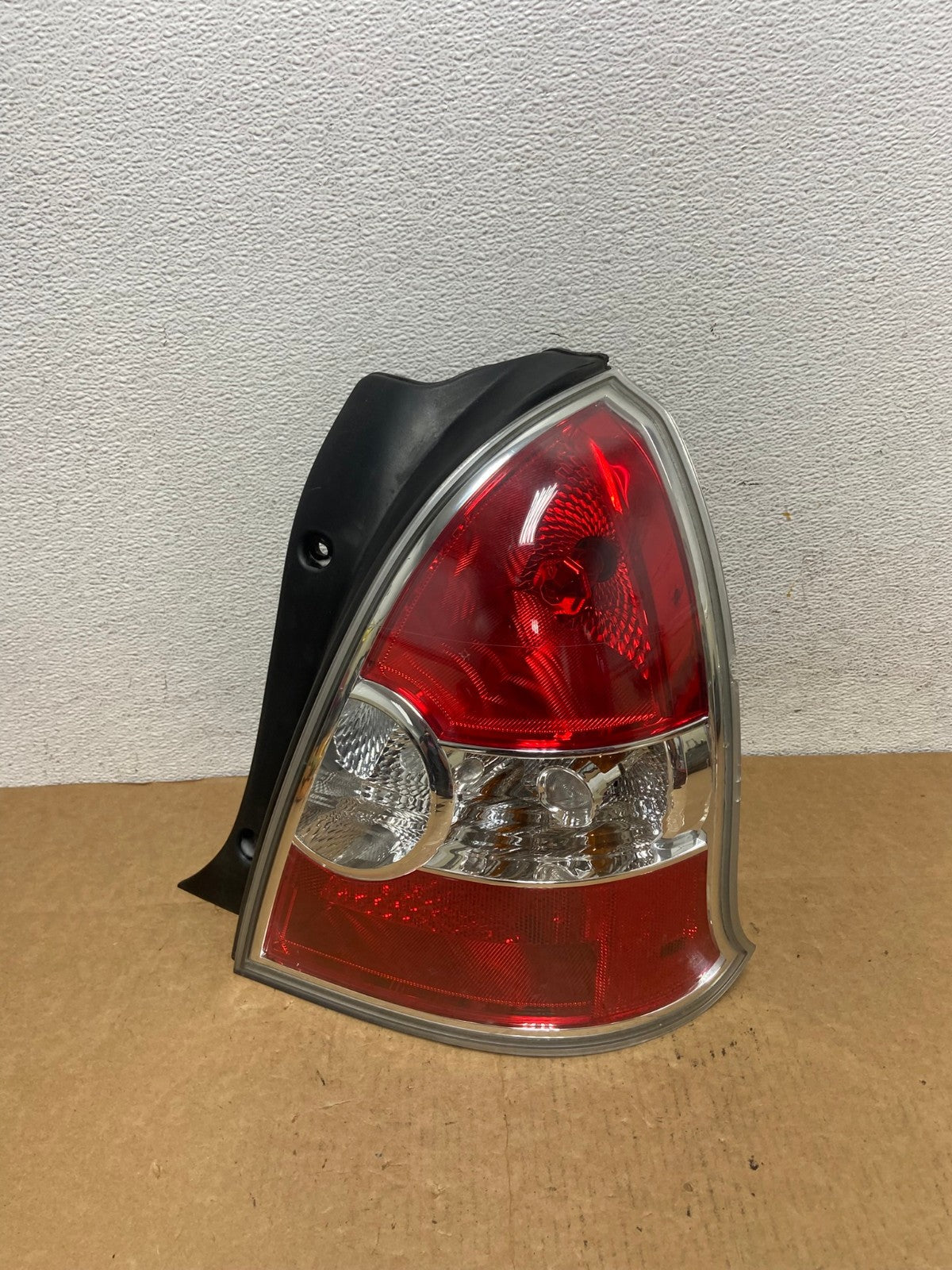 2007-2011 Hyundai Accent Hatchback Right Passenger Side Tail Light AD4563 LK0
