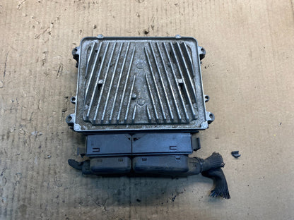 2006 to 2009 Mercedes R350 ML350 Engine Computer Module ECM ECU AE8047 DW0