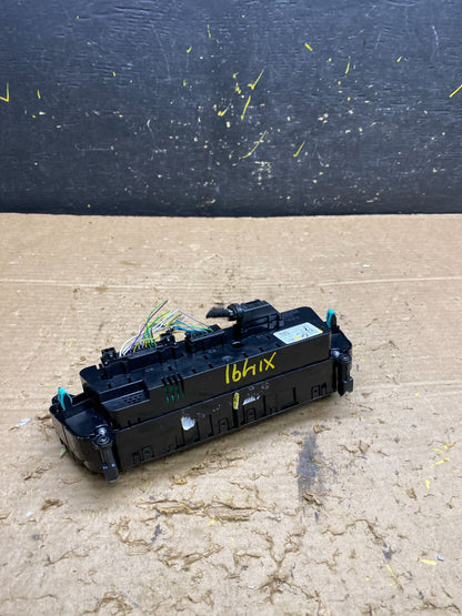 2025 Ford  Explorer A/C Heater Climate Control Panel Trim Oem X1491 DG4