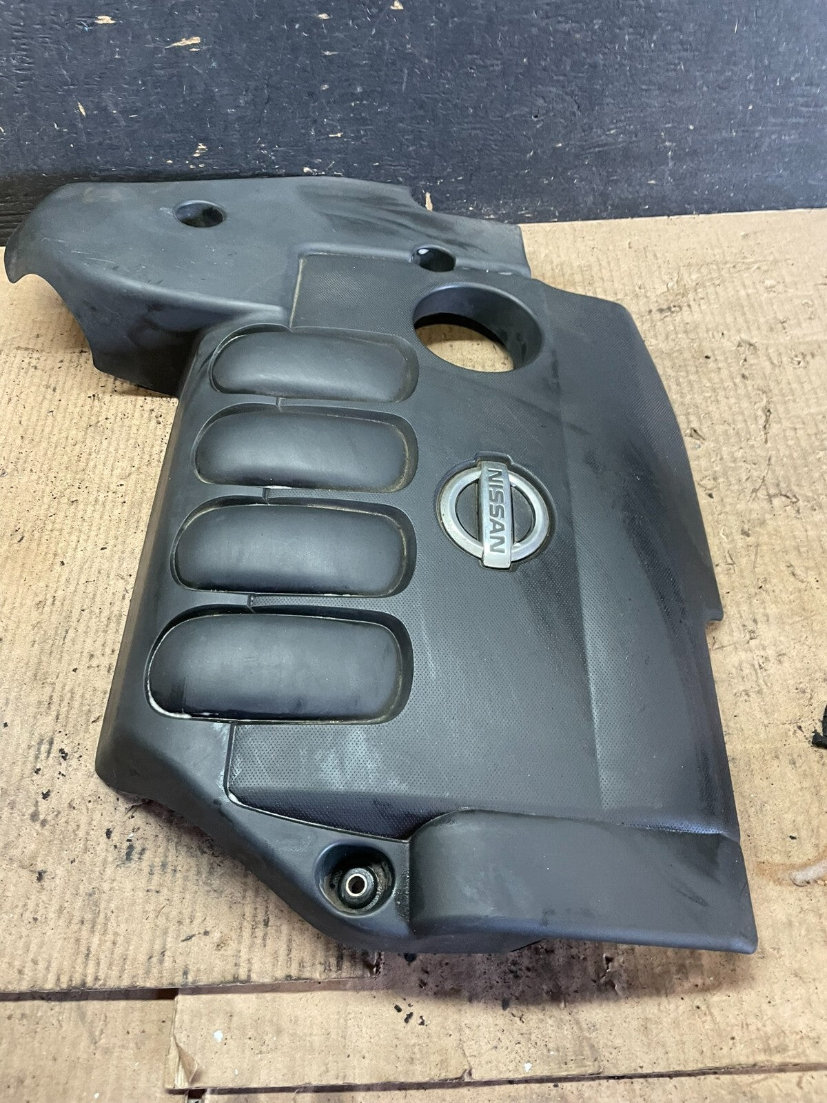 2007 to 2013 Nissan Altima 2.5 L Engine Cover M8868 DG2