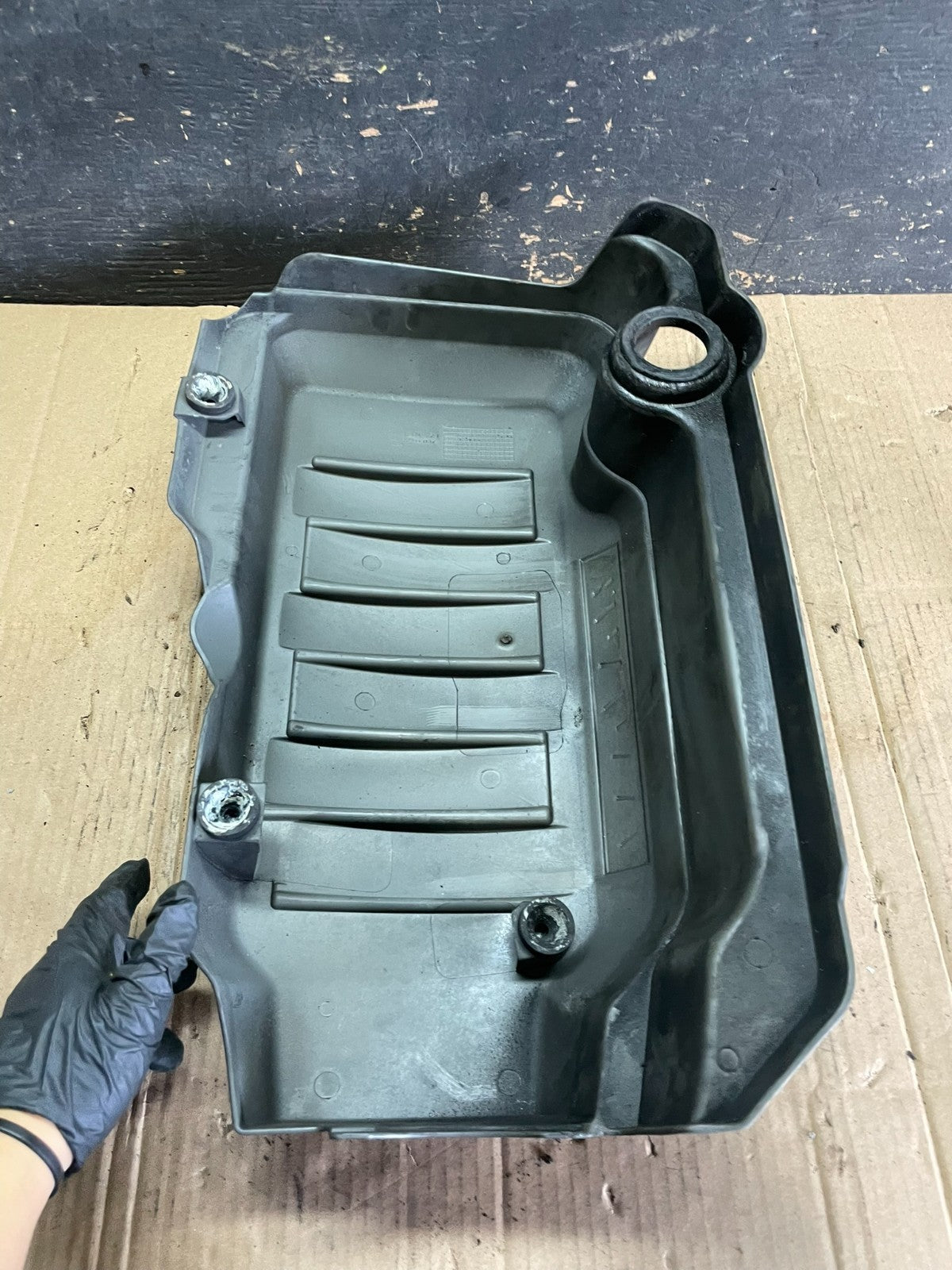 2007 to 2008 GMC Acadia 3.6L VVT Engine Cover Shield OEM S6073 DG6