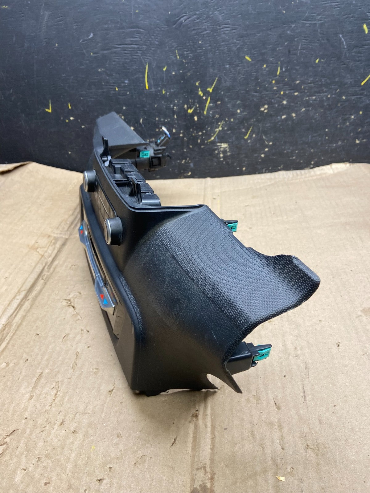 2023 to 2024 Ford Explorer Radio Climate Control Panel Trim X5751 DG2