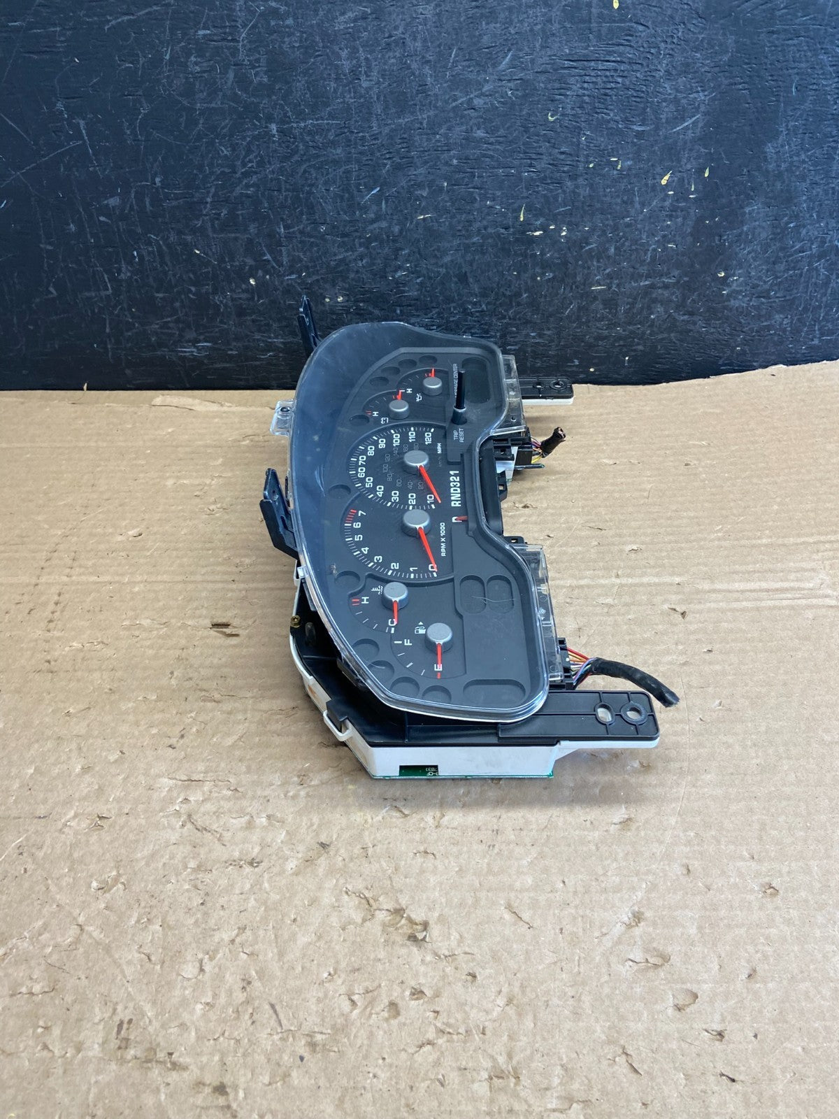 2004 2005 Ford Explorer Speedometer Cluster Gauge AF2729 DG1